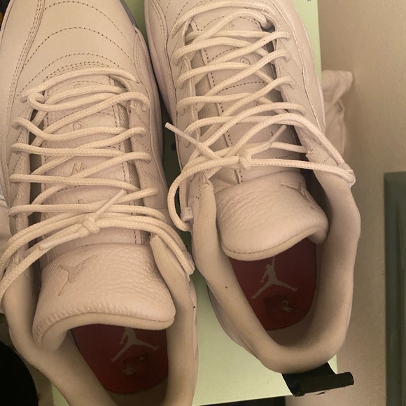 Jordan 12 Low Easter - Picture 4 of 5